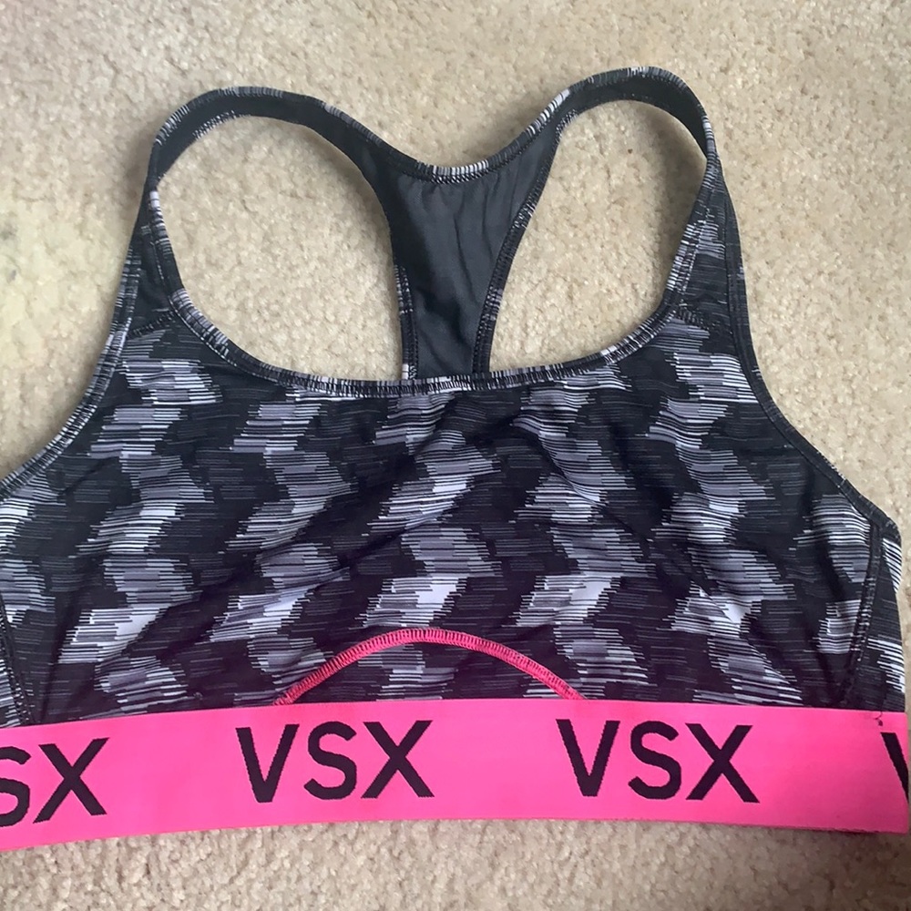 VICTORIA SECRET (VSX) sports bra